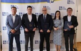 thumb_img_5792.1334x750_q85_crop-scale