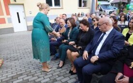 thumb_img_7503.1334x750_q85_crop-scale