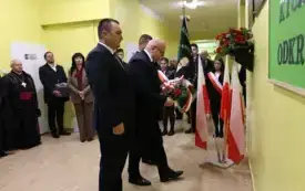 UROCZYSTOŚĆ OBCHOD&Oacute;W XV ROCZNICY NADANIA IM.PROF. KAROLA OLSZEWSKIEGO W BRONISZOWIE ORAZ ODDANIE DO UŻYTKU BOISKA SPORTOWEGO 41