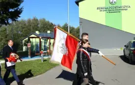 UROCZYSTOŚĆ OBCHOD&Oacute;W XV ROCZNICY NADANIA IM.PROF. KAROLA OLSZEWSKIEGO W BRONISZOWIE ORAZ ODDANIE DO UŻYTKU BOISKA SPORTOWEGO 45